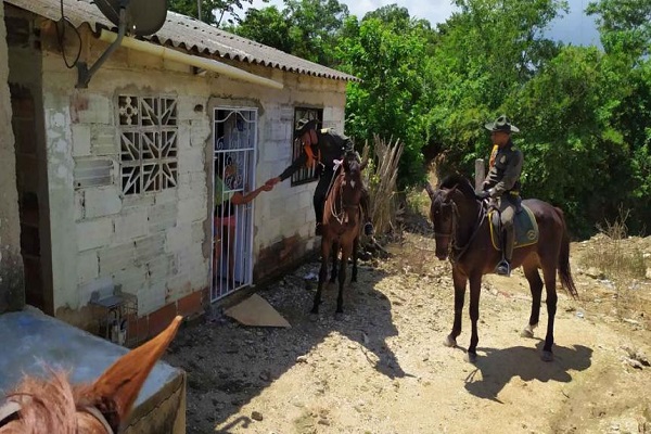 Policía patrulla veredas del Atlántico 