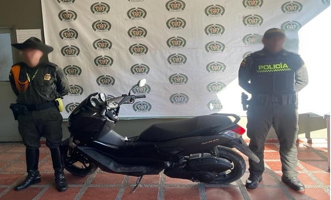 Policía recupera y devuelve 02 motocicletas a sus propietarios