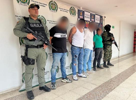 Policía y ejército en Neiva, capturan 4 personas en flagrancia, al momento en que recibían 40 millones, producto de una extorsión