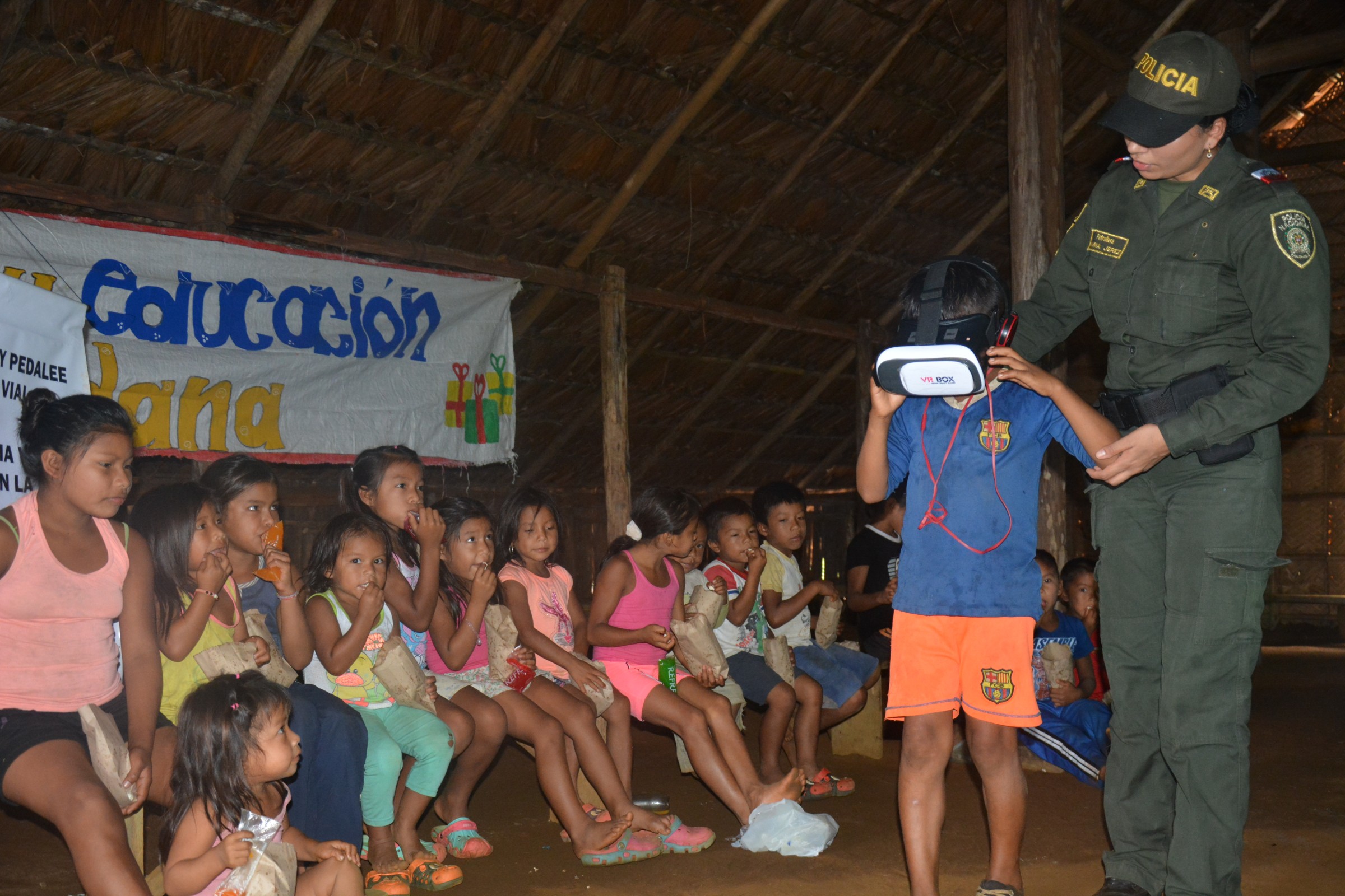 policine-policia-vaupes-mitu-ceima-cahivera