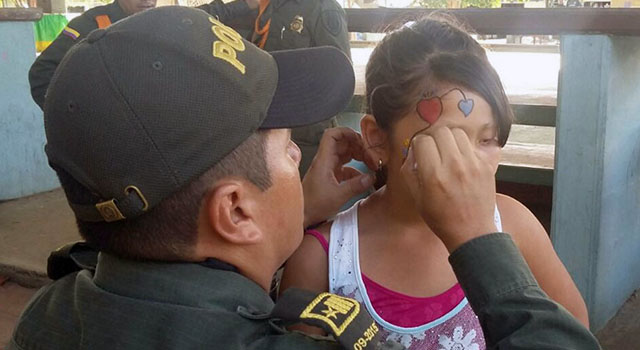 “Con los ojos-en sus hijos”-la Policía Nacional-adelanta-labores preventivas-para garantizar-un-‘Halloween Seguro’