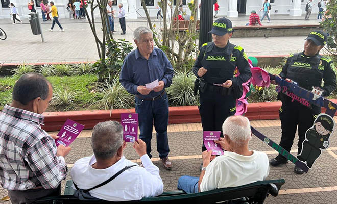 empoderar a las mujeres y fomentar la denuncia.
