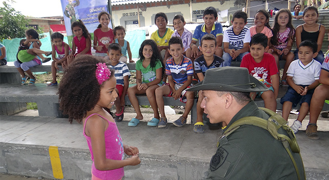 Con jornadas de prevención-preparamos-bienvenida de estudiantes a sus colegios-policía-meta