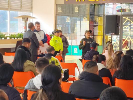 Capacitan a la ciudadanía 