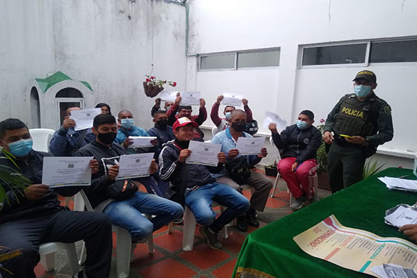  Nuevos líderes y dinamizadores en convivencia