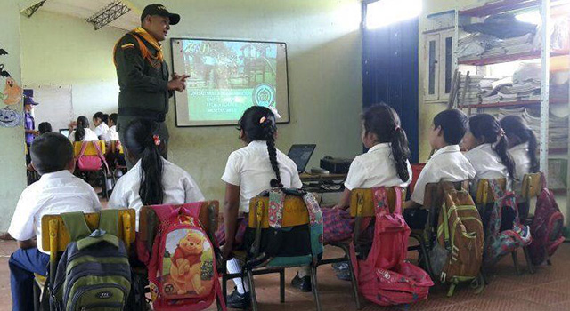 En zonas rurales-del-Meta-la Policía Nacional-promueve-espacios saludables