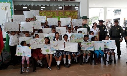 Con su obra, Félix Urango incentiva a las nuevas generaciones a proteger el medio ambiente y los recursos naturales.