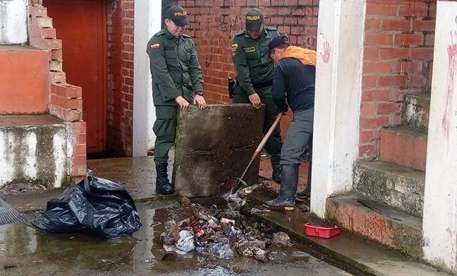 De-la-mano-de-la-Red-de-Participación Cívica-recuperamos-parque-en-El Castillo
