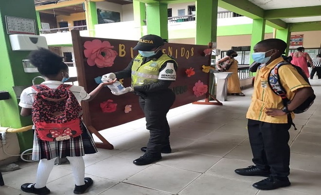 Regreso a clases con la Policía Nacional, en el departamento del Chocó.