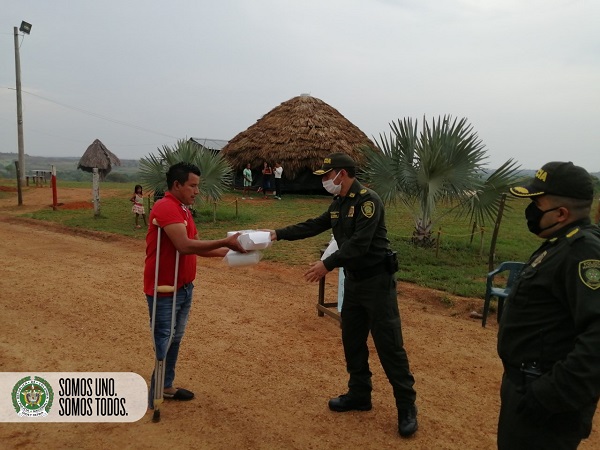 entregamos elementos de bioseguridad en el resguardo Wacoyo.