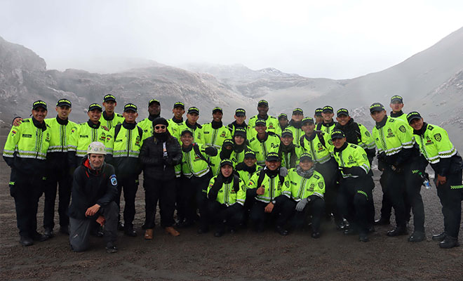 Estudiantes de la ESAGU en aulas ambientales_ Nevado del Ruiz