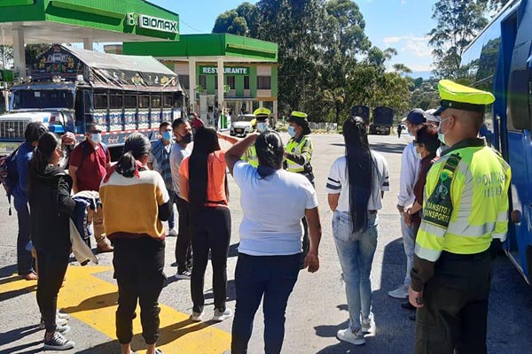 Con_campañas_de_la_Seccional_de_Tránsito_y_Transporte_del_Cauca