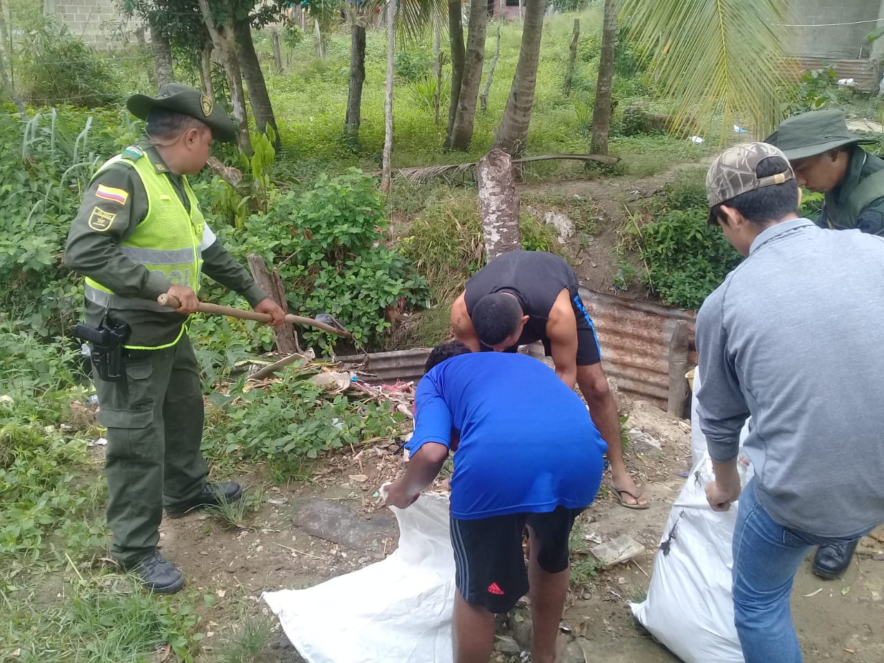 limpieza-a-fuentes-hidricas