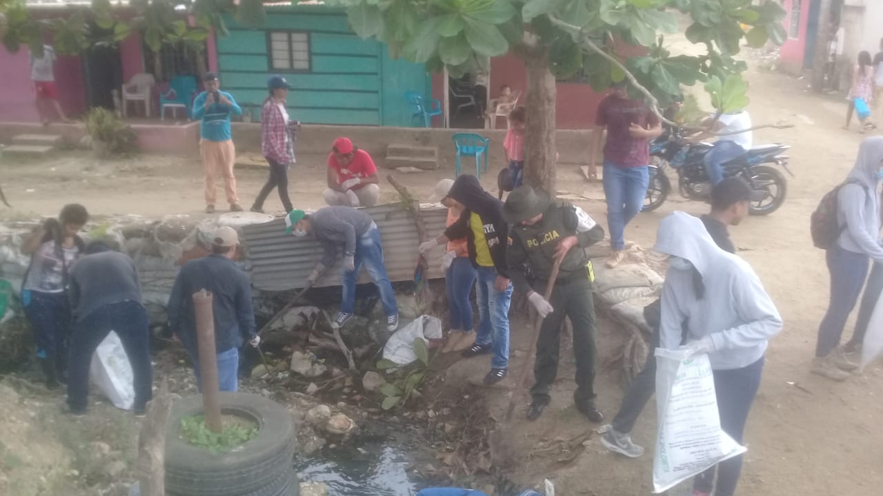 limpieza-a-fuentes-hidricas