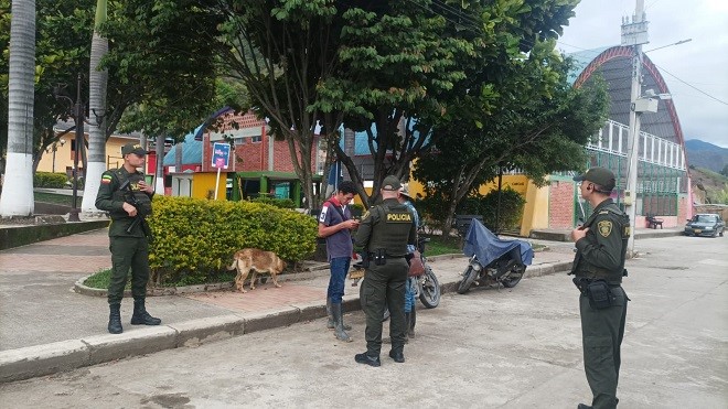 Mas de 4900 armas blancas y traumáticas fueron incautadas, en el Departamento Santander