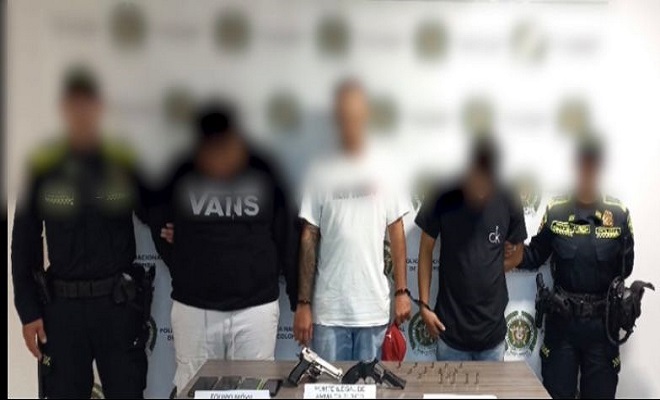 tres personas capturadas