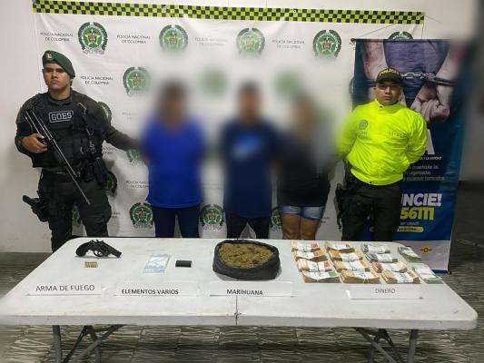  tres capturados y gran cantidad de estupefaciente