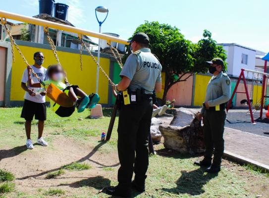 Estrategia mi barrio seguro la cual busca prevenir la comisión de delitos, en especial el hurto en todas sus modalidades.