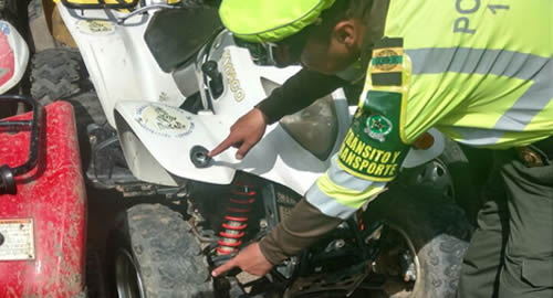 controles-policia-transito-motos-deporte-extremo-villa-leyva