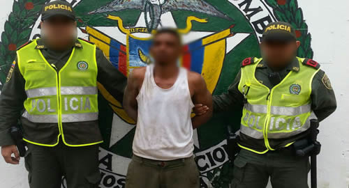 captura-policia-maltrato-animal-cartagena