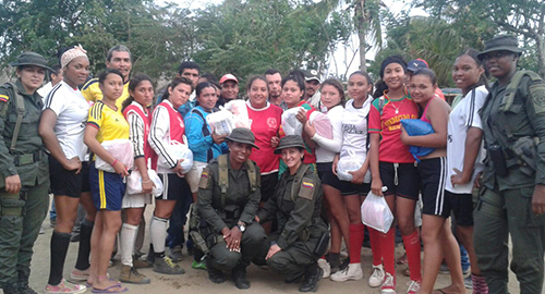 060515-actividad-femeninas-direccion-carabineros