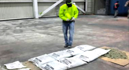 111114-vamos seguros-134 kilos-coca-cemento