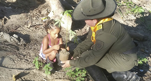201214-ambiental-siembra-arboles-santa-marta