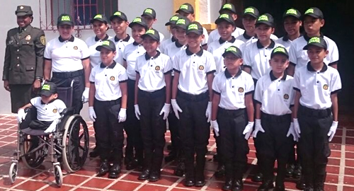 policia-graduacion-niños-policia civica juvenil-nariño