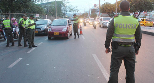 policia nacional-control a motocicletas-cucuta