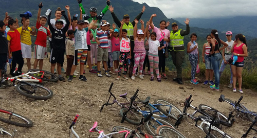 240915-ciclo-paseo- organizado-policia- Miraflores-Boyaca