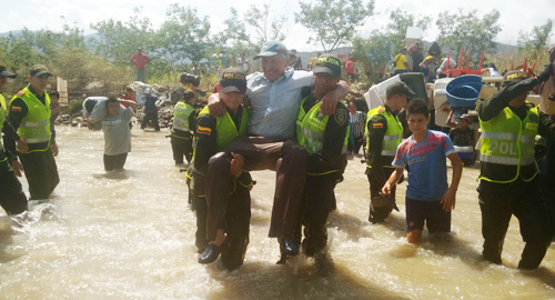 260815-comunitaria-frontera-venezuela-colombianos-repatriados