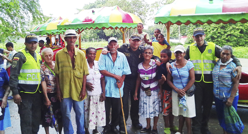 131015-actividad-comunitaria-abuelitos-antioquia