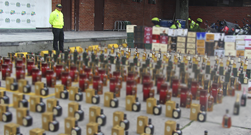 181114-incautacion-licor-contrabando-golpe-cinco-bodegas