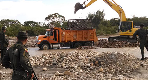 281114-control-mineria ilegal-meta