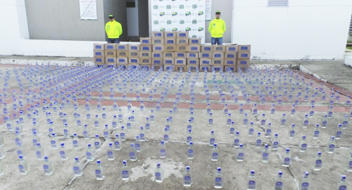 071015-incautacion-licor-adulterado-bolivar