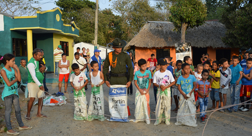 POLICIA NACIONAL combo de barrio