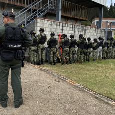 Curso de Operaciones Especiales de Antisecuestro y Antiextorsi&oacute;n